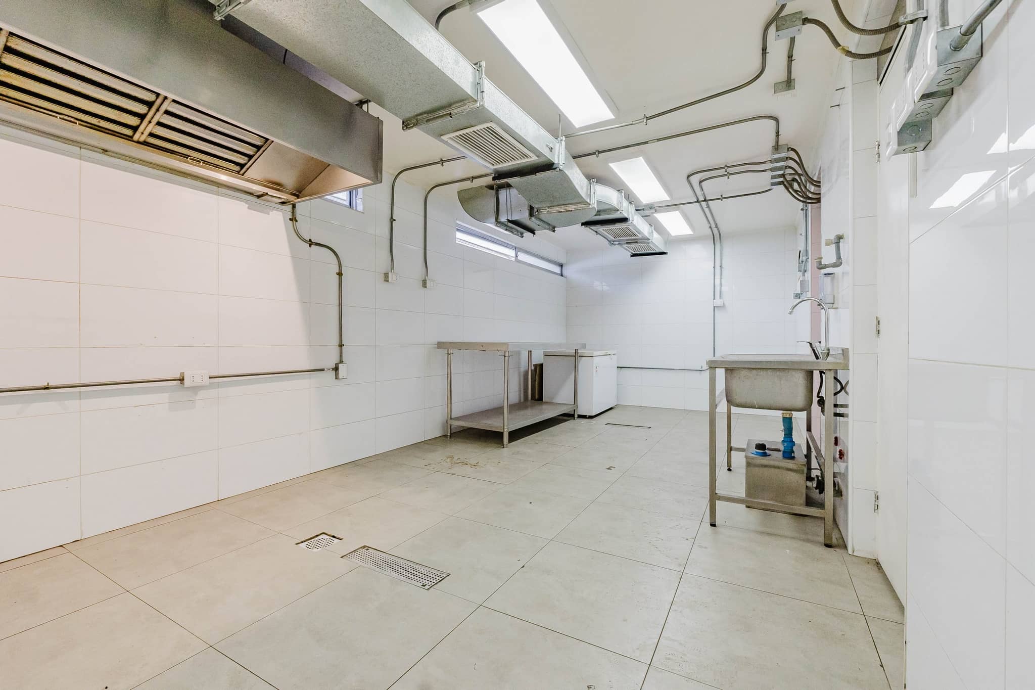 cocina para delivery equipada en Vitacura