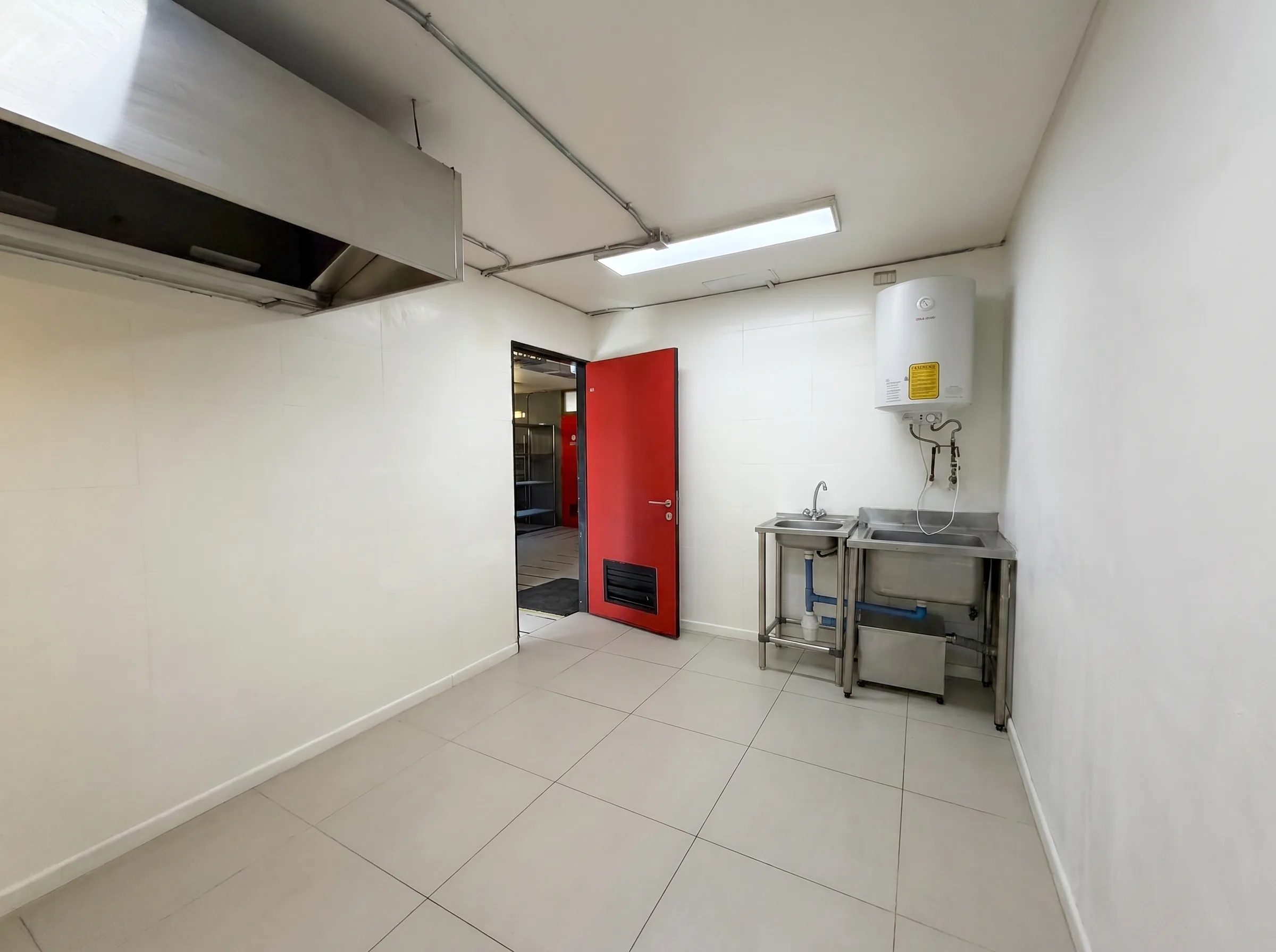 Dark kitchen en Vitacura - Cocina 6, 10.20 m² disponible para delivery
